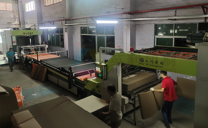 165全自动高速一体化裱纸机 165全自动高速一体化裱纸机